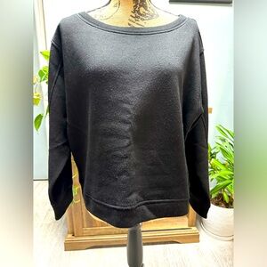 Lulus Leisure Time Off-the-shoulder black sweatshirt. Size Small.